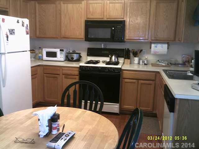 169 W Walnut Avenue Mount Holly North Carolina 28120