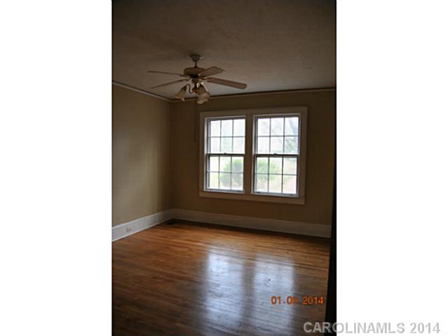 810 N Center Street Statesville North Carolina 28677