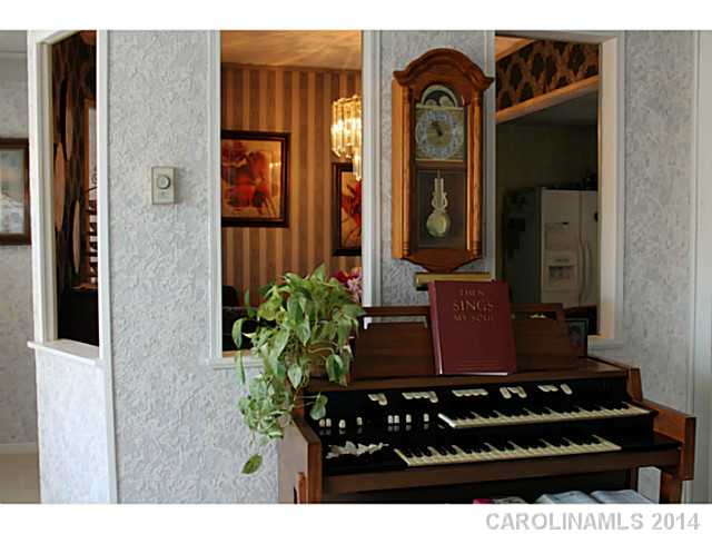 4301  Dawnwood Drive Gastonia North Carolina 28056