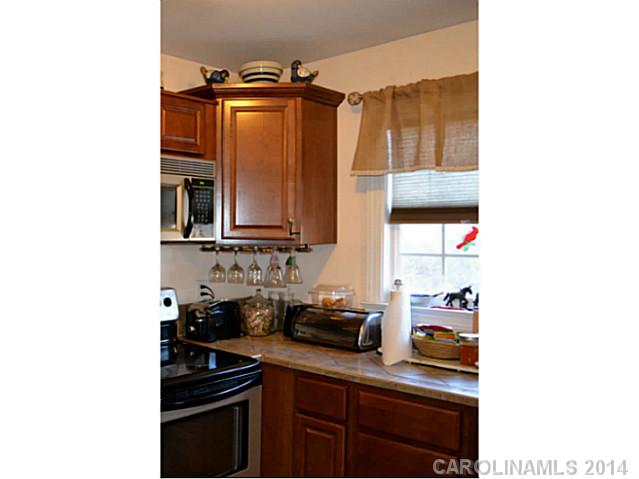 220  Plonk Road Dallas North Carolina 28034