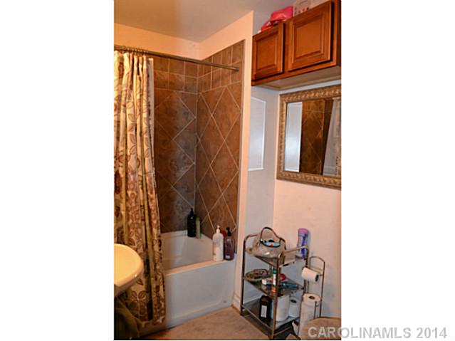 220  Plonk Road Dallas North Carolina 28034