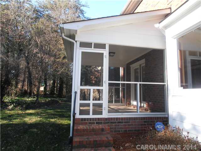 404  Grantchester Circle Charlotte North Carolina 28262