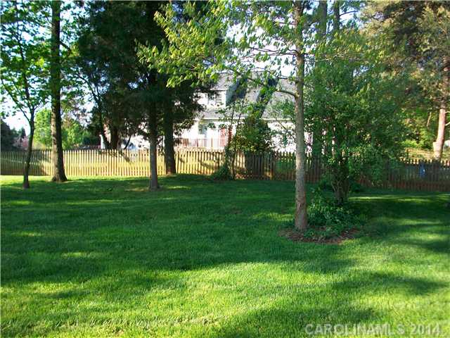 404  Grantchester Circle Charlotte North Carolina 28262