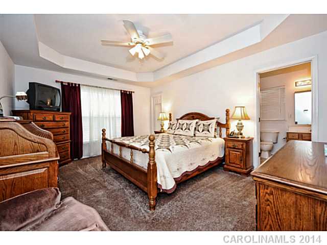 6434  Sackett Way Charlotte North Carolina 28269