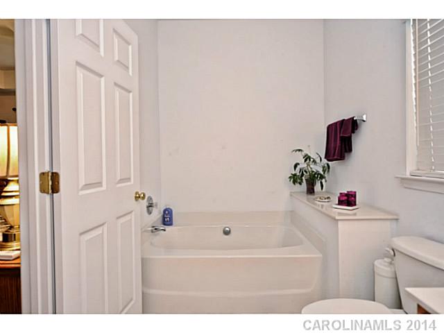 6434  Sackett Way Charlotte North Carolina 28269