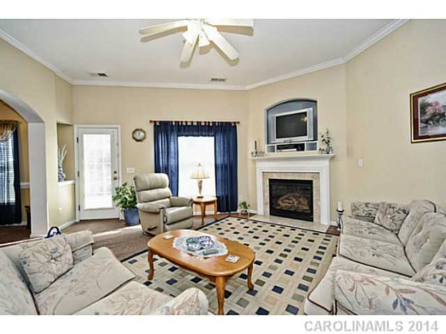 6434  Sackett Way Charlotte North Carolina 28269