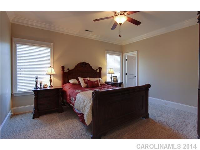 2523  Maybank Drive Charlotte North Carolina 28211