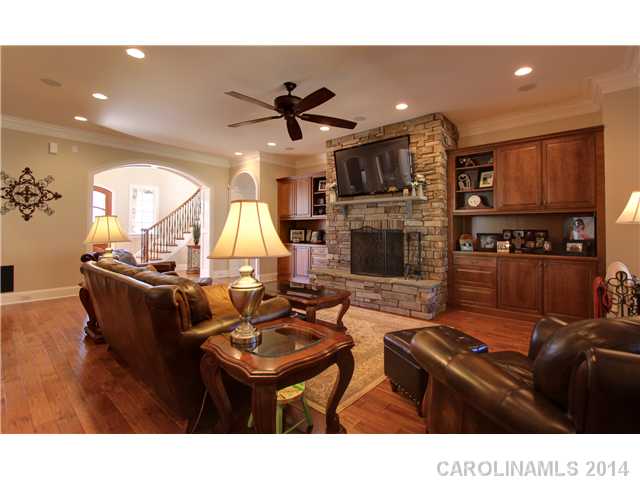2523  Maybank Drive Charlotte North Carolina 28211