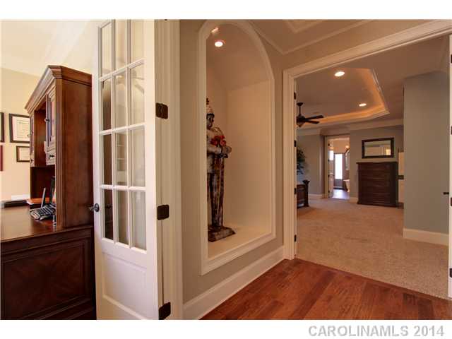 2523  Maybank Drive Charlotte North Carolina 28211