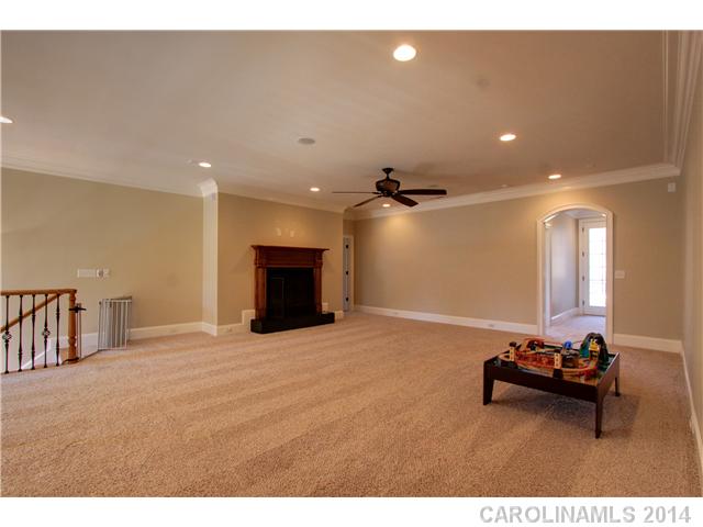 2523  Maybank Drive Charlotte North Carolina 28211
