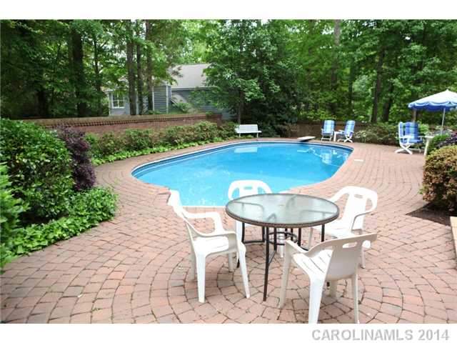 8734  Taunton Drive Huntersville North Carolina 28078