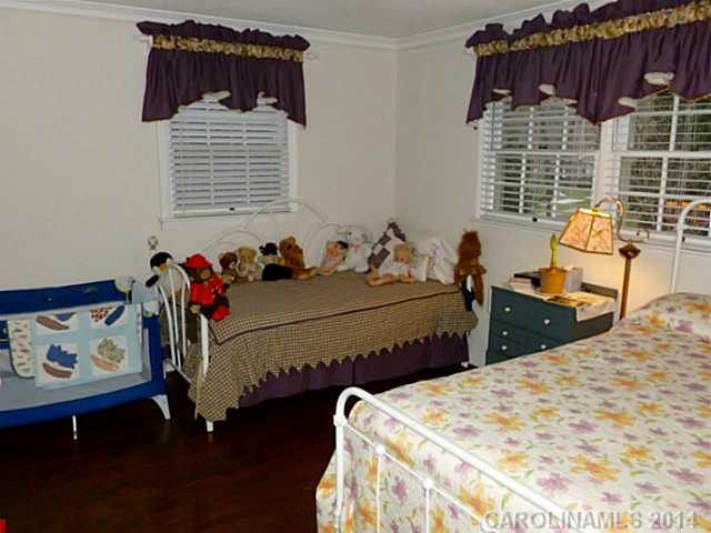 1128  Nottingham Drive Gastonia North Carolina 28054