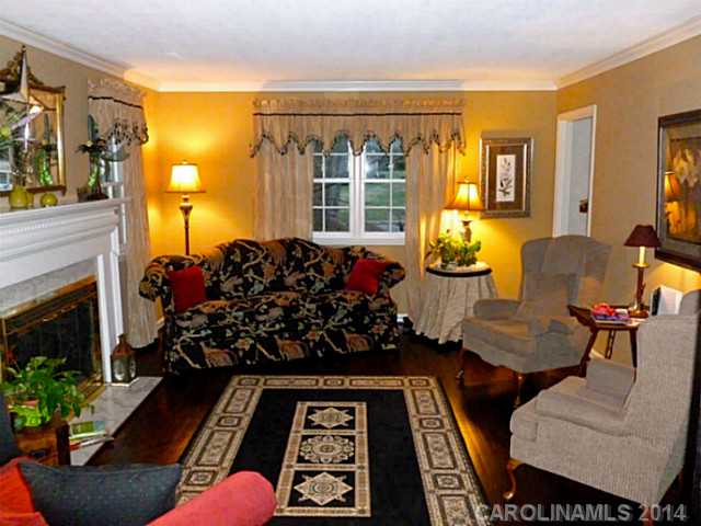 1128  Nottingham Drive Gastonia North Carolina 28054