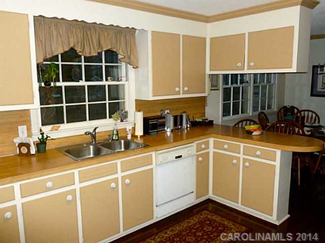 1128  Nottingham Drive Gastonia North Carolina 28054