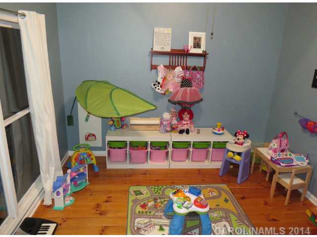 133  Barnard Mill Road Hamptonville North Carolina 27020