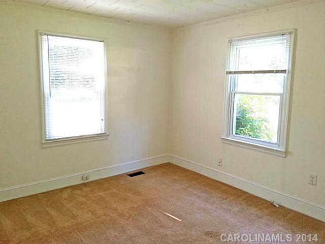 8519  Lawyers Road Charlotte North Carolina 28227