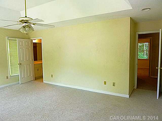 1611  Plantation Trail Gastonia North Carolina 28056