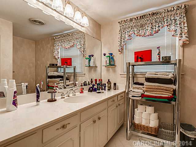 6640  Newhall Road Charlotte North Carolina 28270