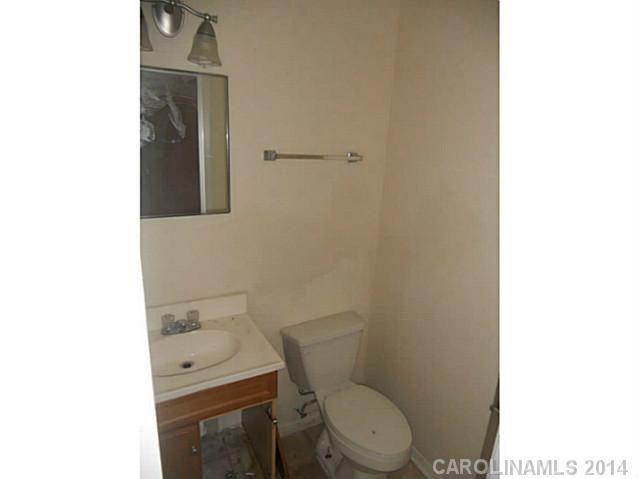 6429  Bridlewood Lane Charlotte North Carolina 28215