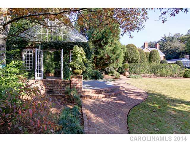 260  Cherokee Road Charlotte North Carolina 28207