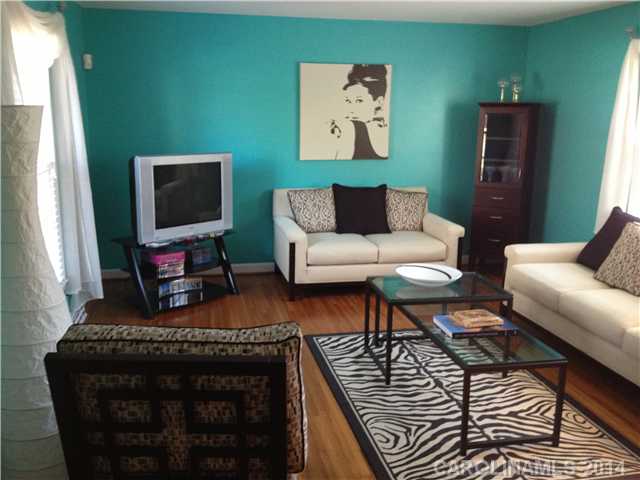 2912  Spring Valley Road Charlotte North Carolina 28210