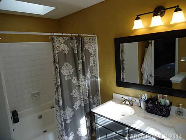 2039  Trowbridge Court Charlotte North Carolina 28270