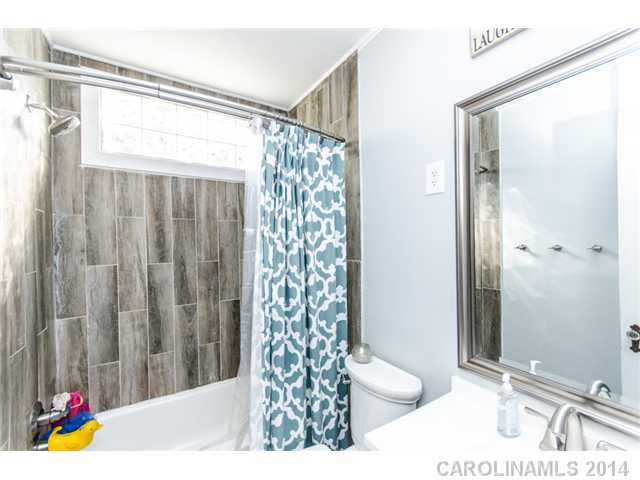 809 E Park Drive Lincolnton North Carolina 28092