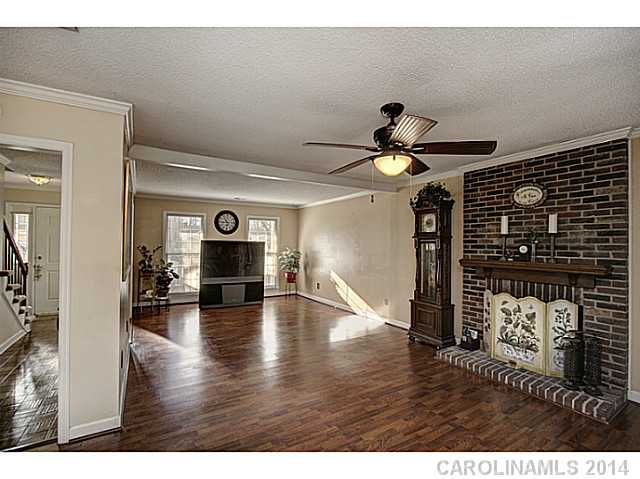 13709  Portpatrick Lane Matthews North Carolina 28105