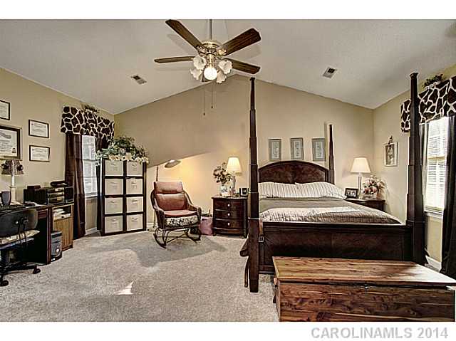 13709  Portpatrick Lane Matthews North Carolina 28105