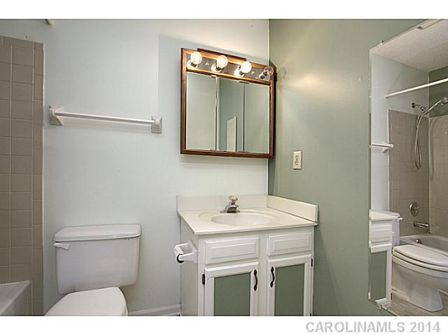 1928  Rothmullan Drive Charlotte North Carolina 28262