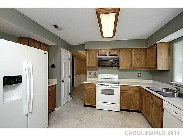1928  Rothmullan Drive Charlotte North Carolina 28262