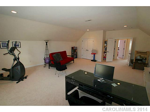 10404  Legolas Lane Charlotte North Carolina 28269