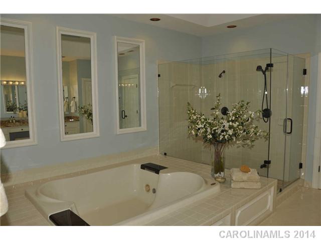 5718  Providence Country Club Drive Charlotte North Carolina 28277