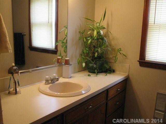 105  Carolina Circle Lincolnton North Carolina 28092