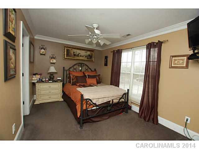 115  Shenandoah Loop Troutman North Carolina 28166