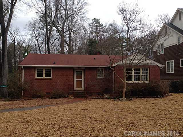 1927  Brandon Circle Charlotte North Carolina 28211