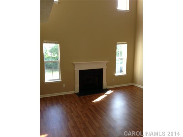 2712  Rozzelles Landing Drive Charlotte North Carolina 28214
