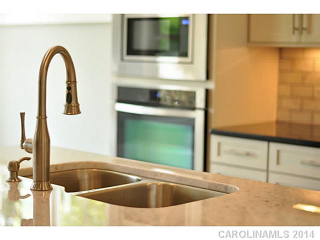 1817  Nassau Boulevard Charlotte North Carolina 28205