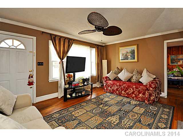 6217  King George Drive Charlotte North Carolina 28213