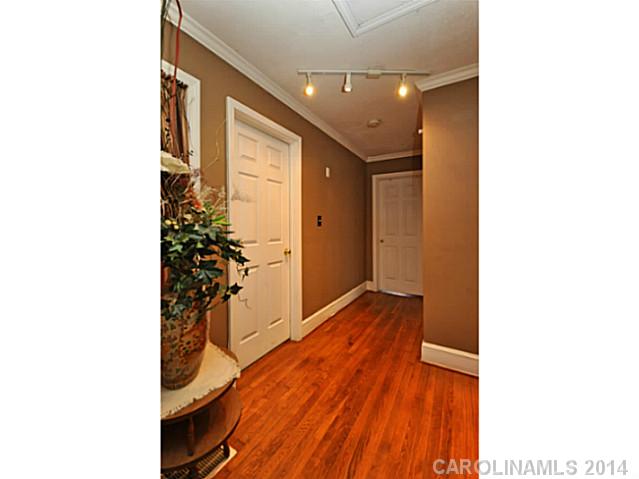 6217  King George Drive Charlotte North Carolina 28213