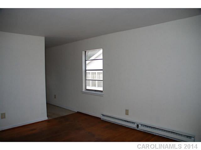 1319  Thompson Avenue Charlotte North Carolina 28216