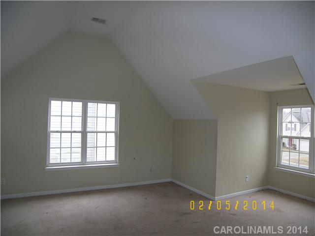 5322  Kiev Drive Charlotte North Carolina 28216
