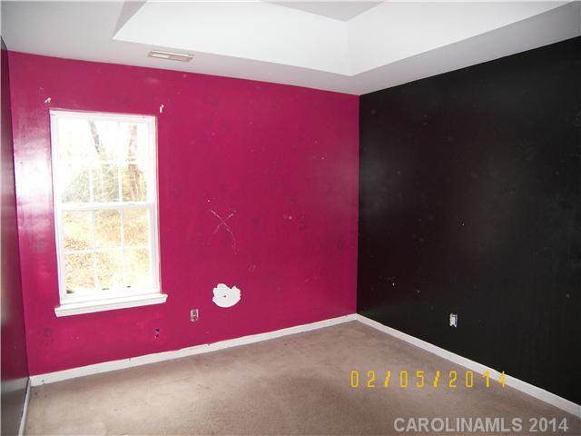 5322  Kiev Drive Charlotte North Carolina 28216