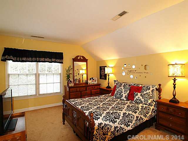 2421  Kirkholm Drive Matthews North Carolina 28105