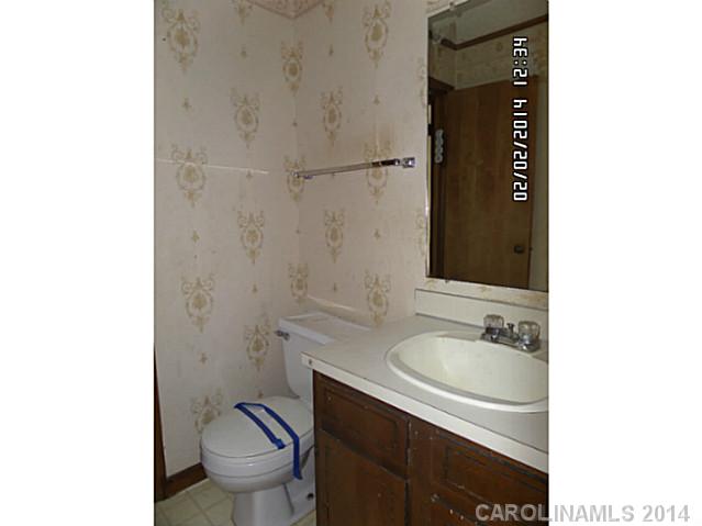 1958  Oak Hollow Road Gastonia North Carolina 28054