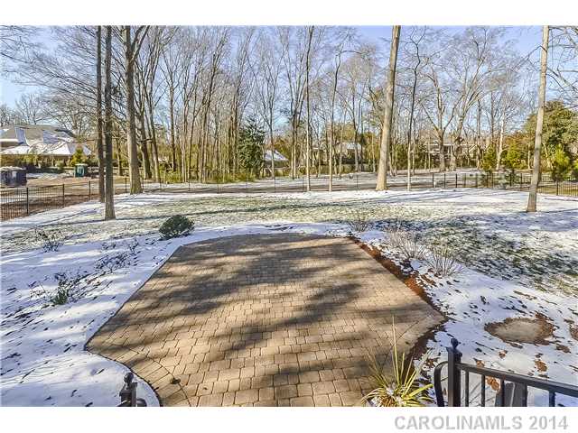 808  Huntington Park Drive Charlotte North Carolina 28211