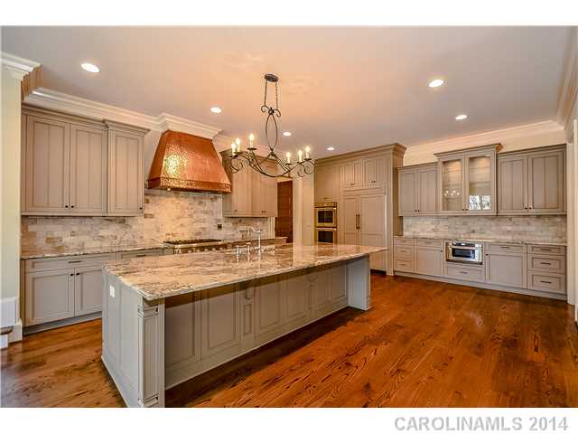 808  Huntington Park Drive Charlotte North Carolina 28211