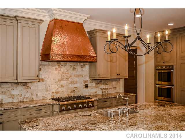 808  Huntington Park Drive Charlotte North Carolina 28211
