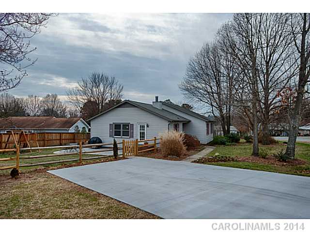 21639  Colina Drive Cornelius North Carolina 28031