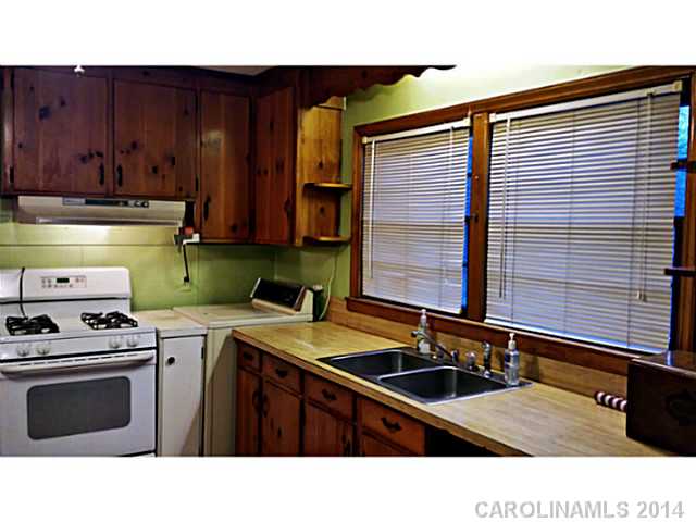 2010  Linwood Road Gastonia North Carolina 28052